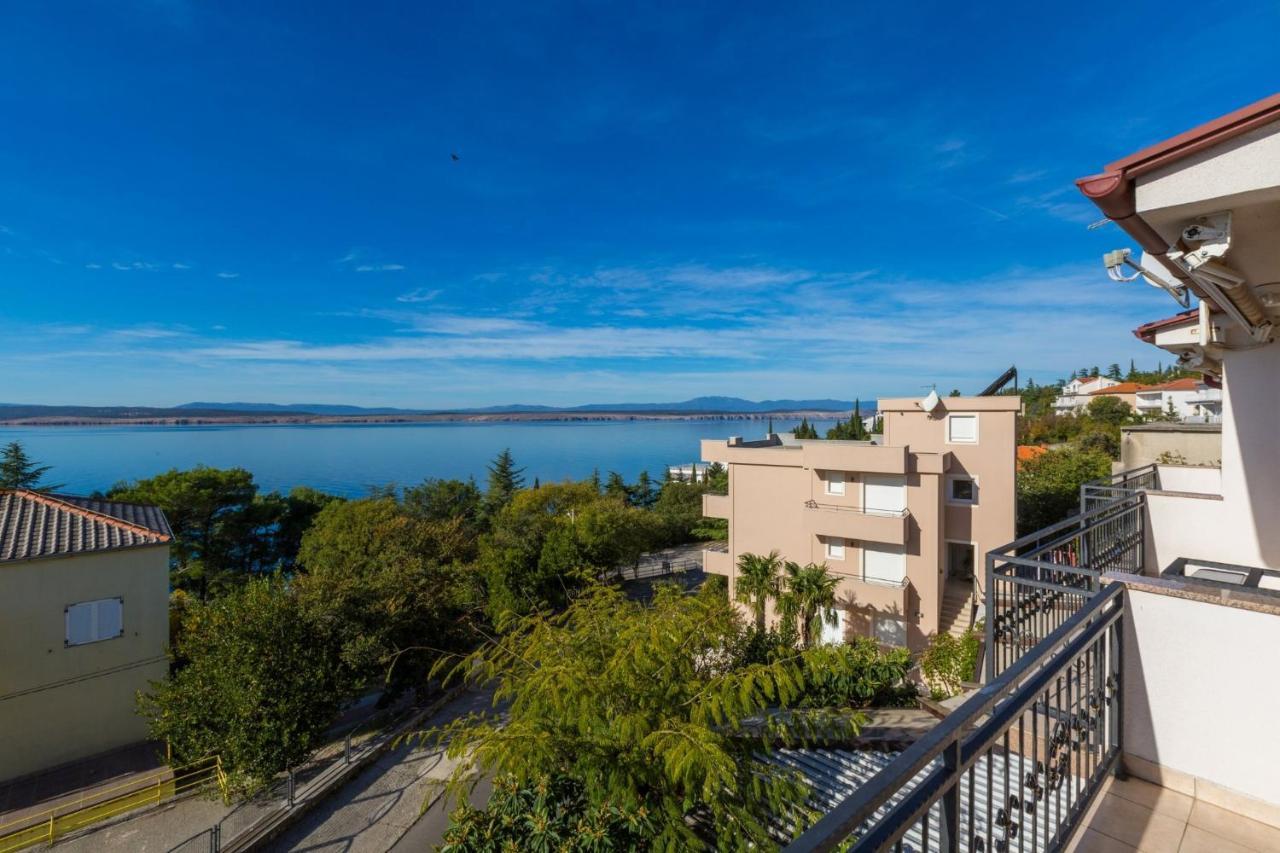 Apartments Domino R Dramalj Ngoại thất bức ảnh