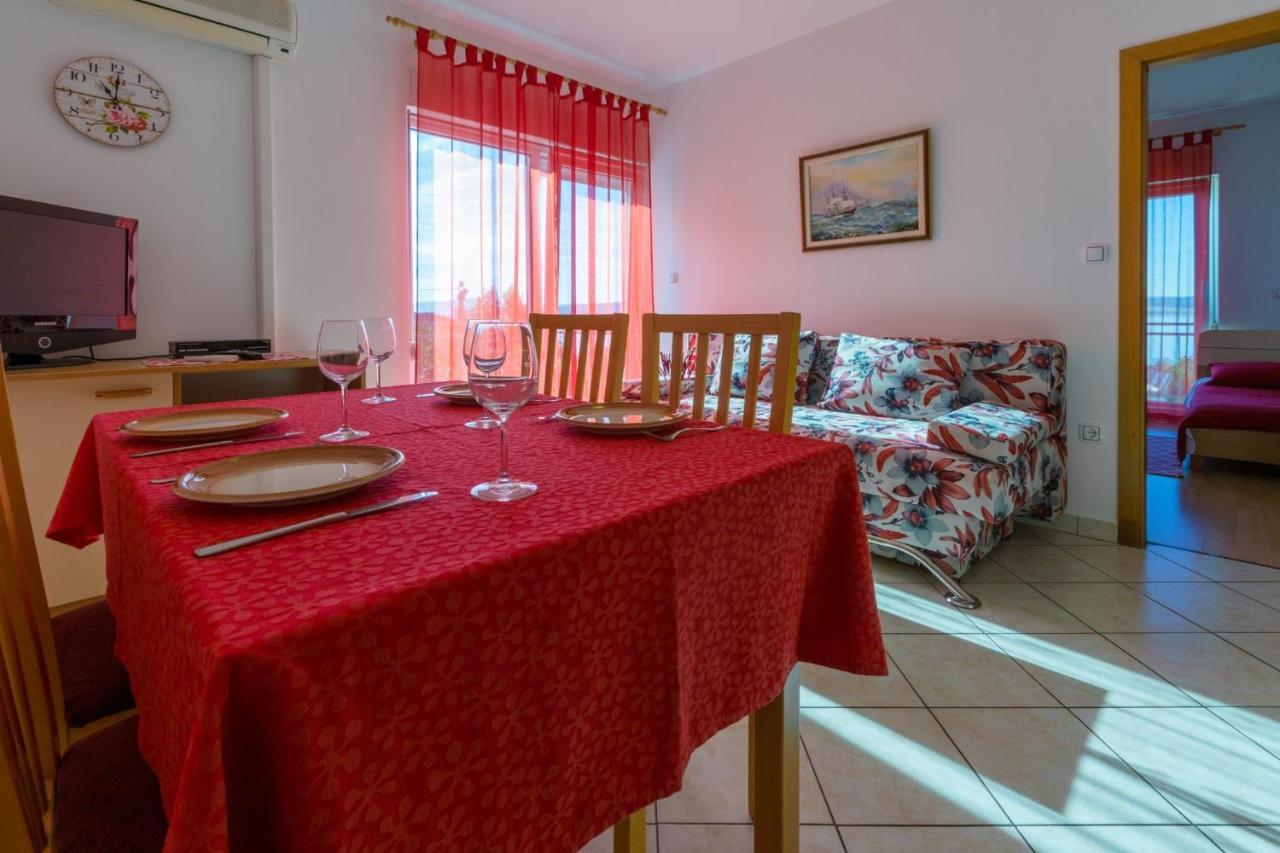 Apartments Domino R Dramalj Ngoại thất bức ảnh