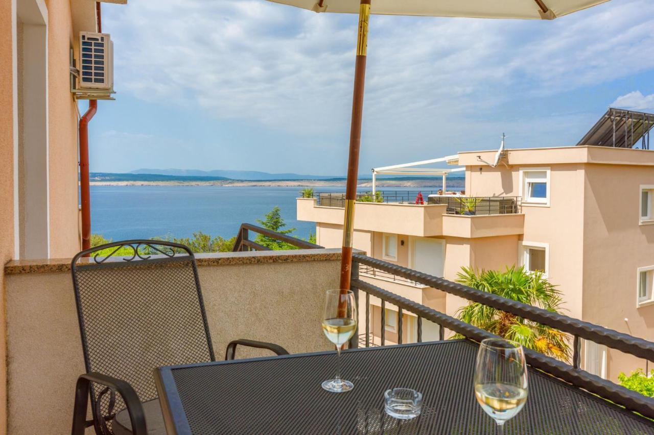 Apartments Domino R Dramalj Ngoại thất bức ảnh