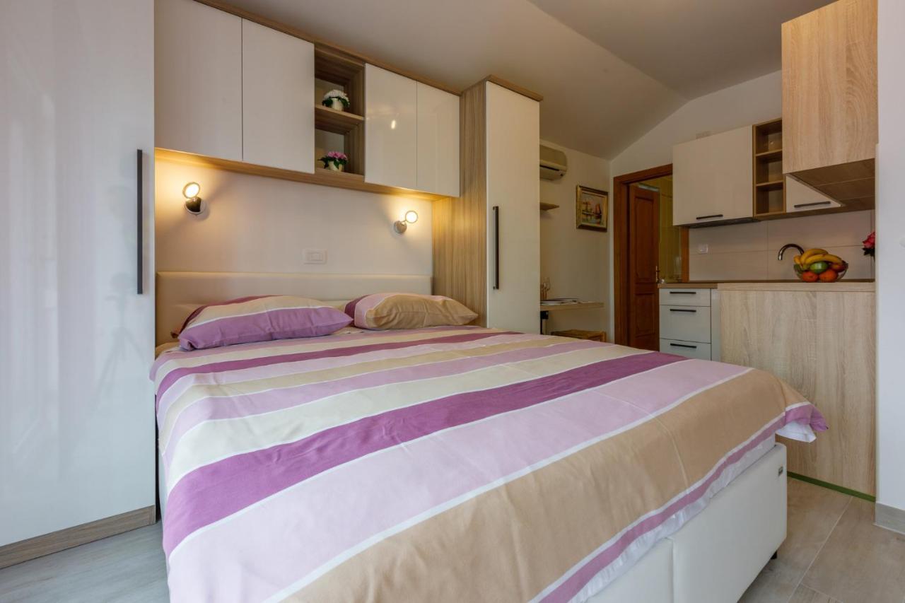 Apartments Domino R Dramalj Ngoại thất bức ảnh